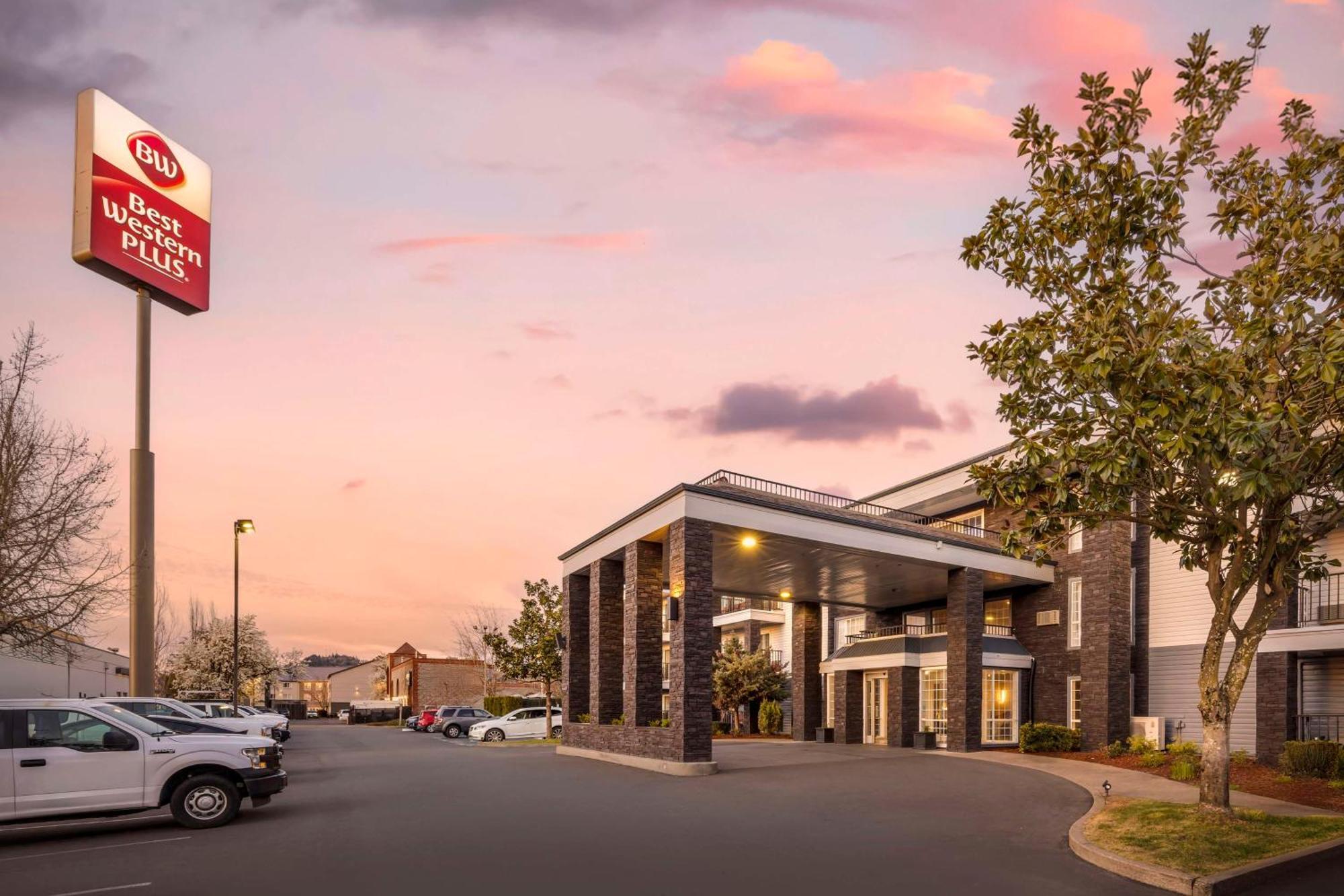 Best Western Plus Grand Manor Inn Σπρίνγκφιλντ Εξωτερικό φωτογραφία